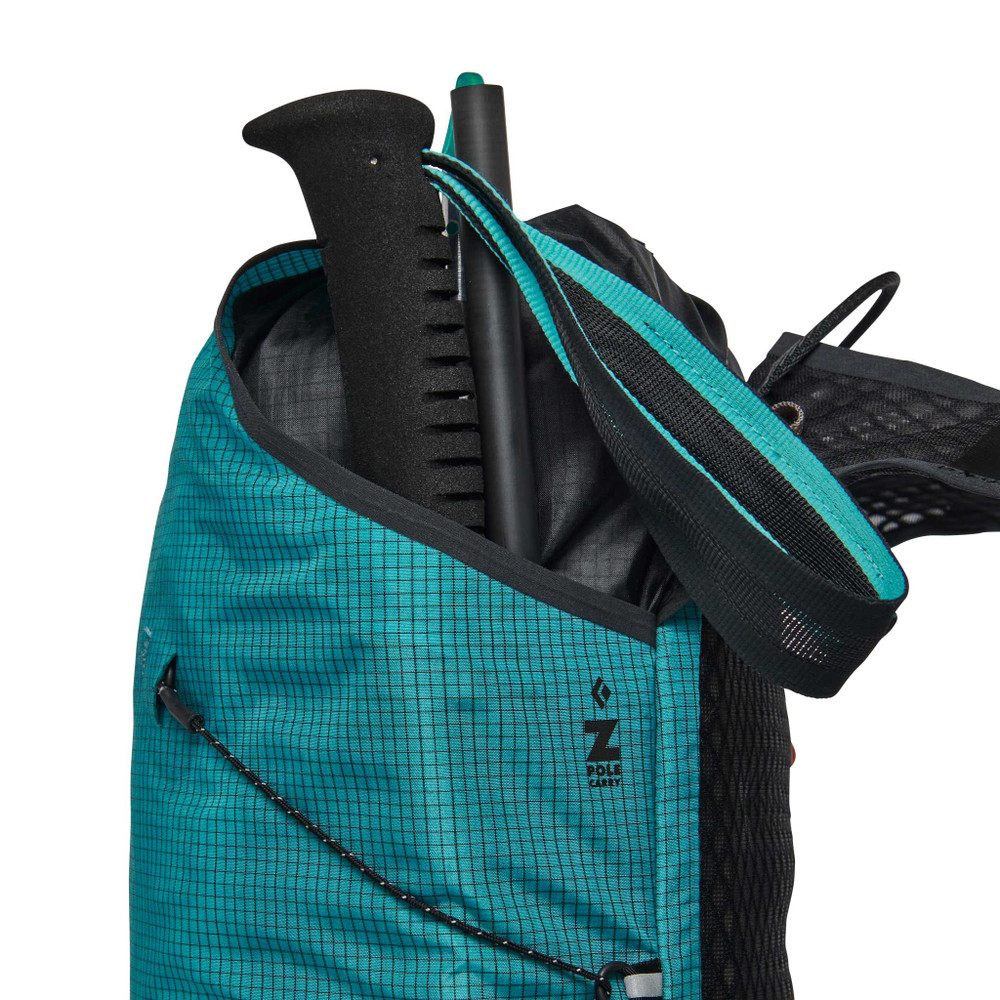 Black diamond distance 15 backpack deals